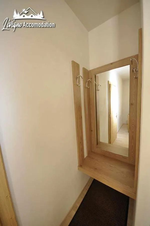 Apartment Al Bait Da Valeriano By Livigno Accomodation Italy